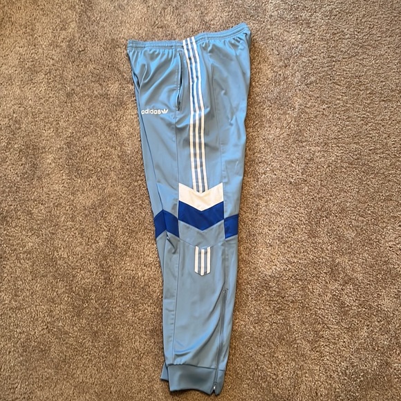 Adidas sweatpants - Medium - Picture 2 of 5